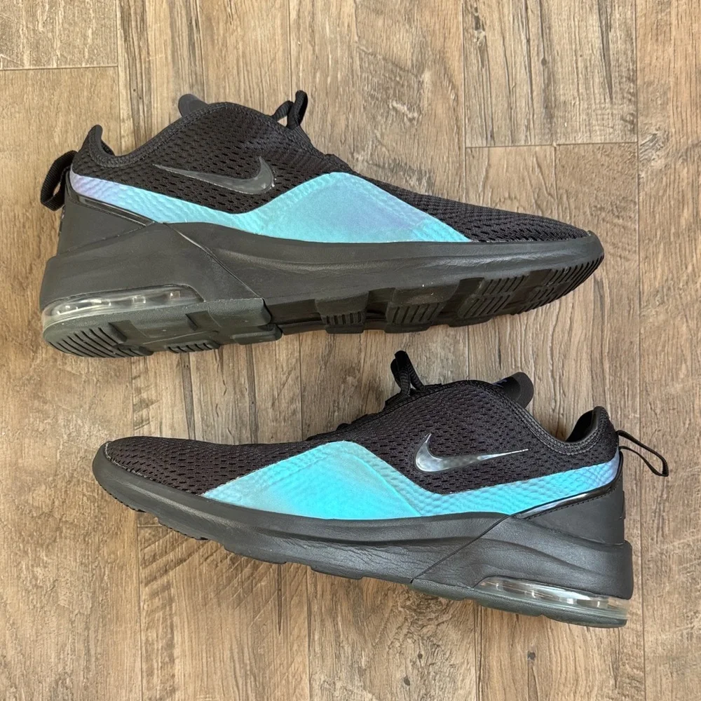 Nike Air - Men’s Sneakers in Black and Blue/Purple Detail - Size 10.5